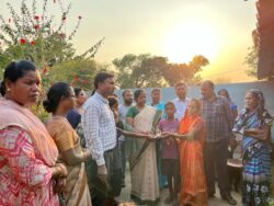 परिजनों को दिया गया 10 हजार का आर्थिक सहयोग