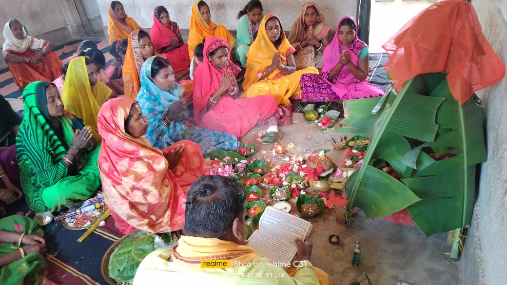 कलश स्थापना के साथ चैती नवरात्र शुरू, माँ की आराधना में लीन हुआ पूरा भारत